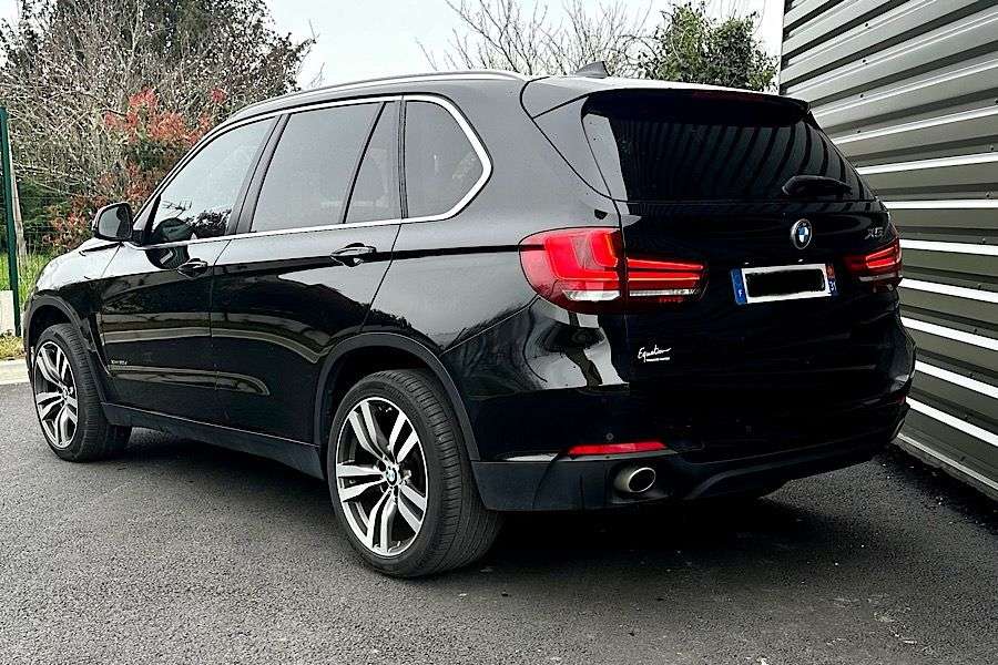 BMW X5 2014 258CV arrière gauche